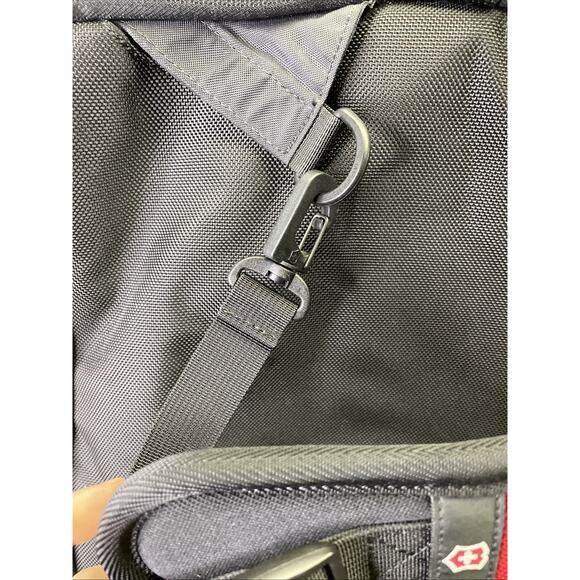 Victorinox Werks Backpack Suiter Expansion Work/Travel Bag With 3 Carry Options - Picture 5 of 16